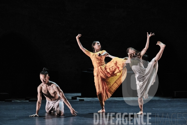 Outwitting the Devil / Akram Khan / Festival d Avignon