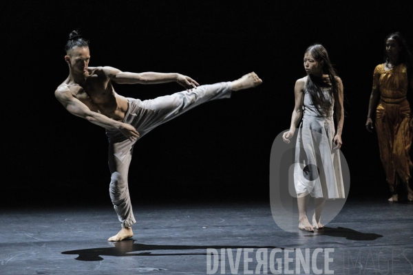 Outwitting the Devil / Akram Khan / Festival d Avignon