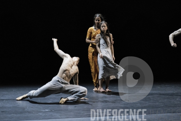 Outwitting the Devil / Akram Khan / Festival d Avignon