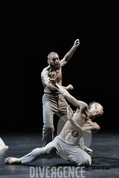 Outwitting the Devil / Akram Khan / Festival d Avignon