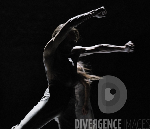 Outwitting the Devil / Akram Khan / Festival d Avignon