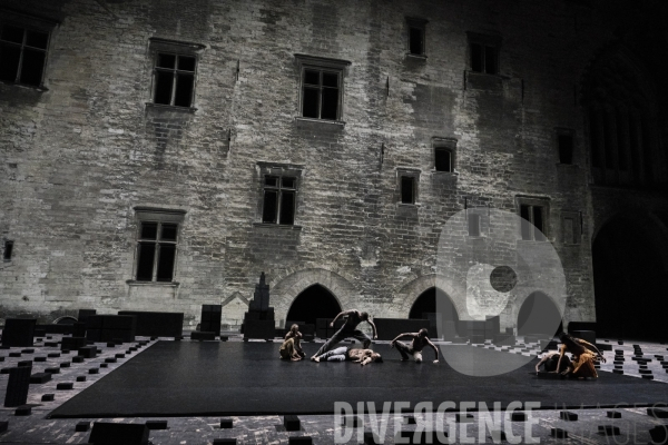 Outwitting the Devil / Akram Khan / Festival d Avignon