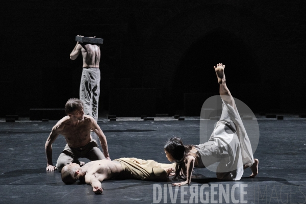 Outwitting the Devil / Akram Khan / Festival d Avignon