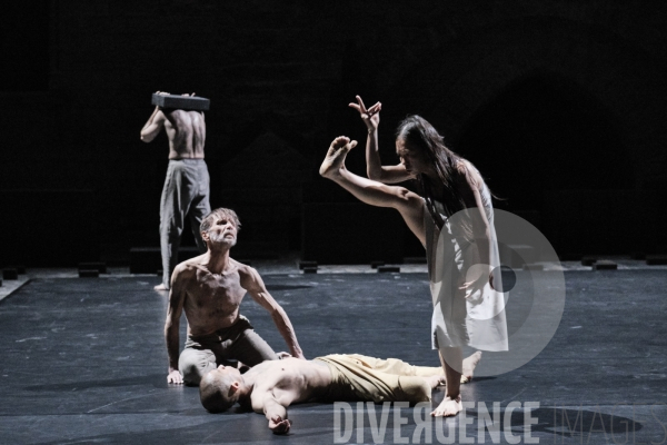 Outwitting the Devil / Akram Khan / Festival d Avignon