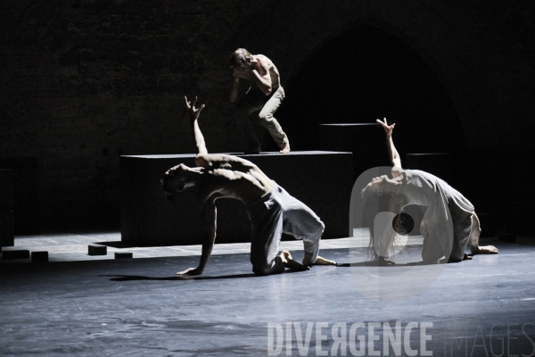 Outwitting the Devil / Akram Khan / Festival d Avignon