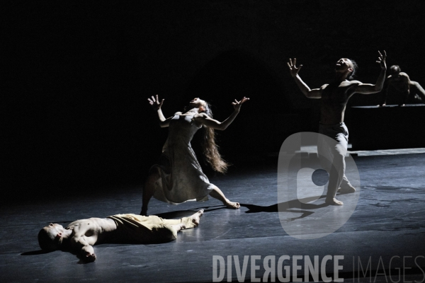 Outwitting the Devil / Akram Khan / Festival d Avignon