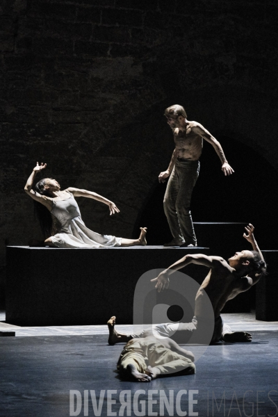 Outwitting the Devil / Akram Khan / Festival d Avignon