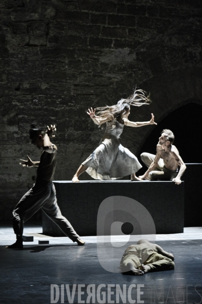 Outwitting the Devil / Akram Khan / Festival d Avignon