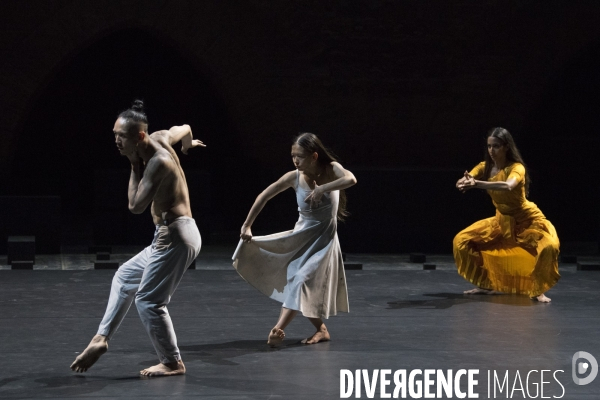 Outwitting the devil de akram khan