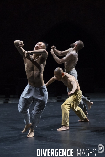 Outwitting the devil de akram khan