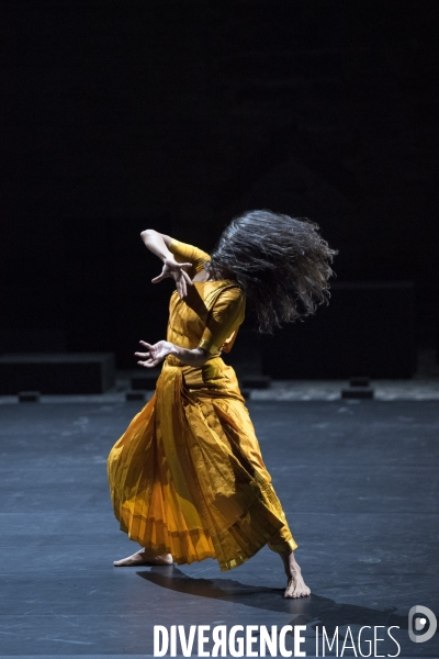 Outwitting the devil de akram khan