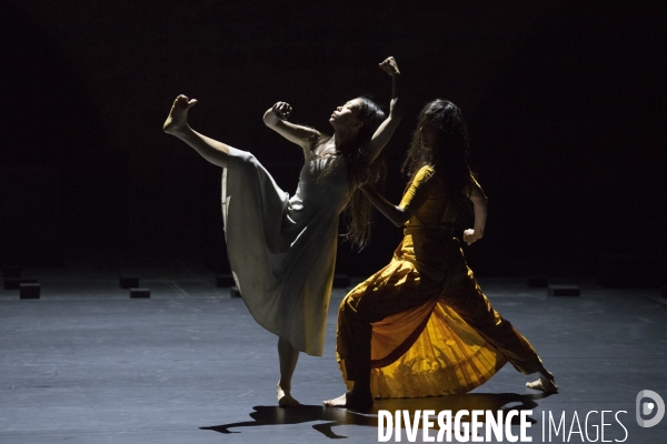 Outwitting the devil de akram khan