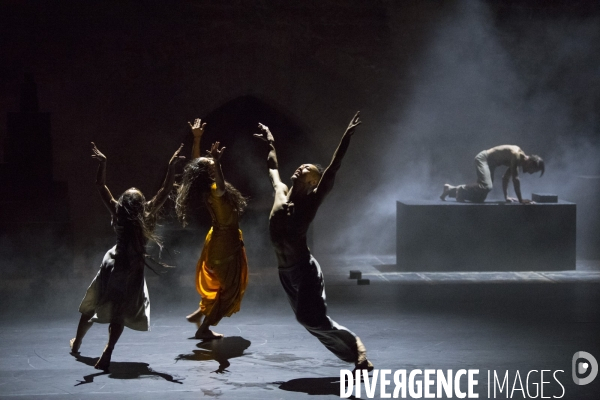 Outwitting the devil de akram khan