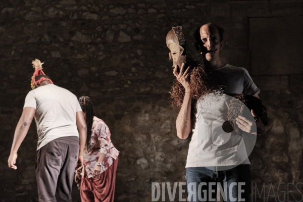 Histoire(s) du théâtre II / Faustin Linyekula / Festival d Avignon