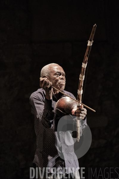 Histoire(s) du théâtre II / Faustin Linyekula / Festival d Avignon