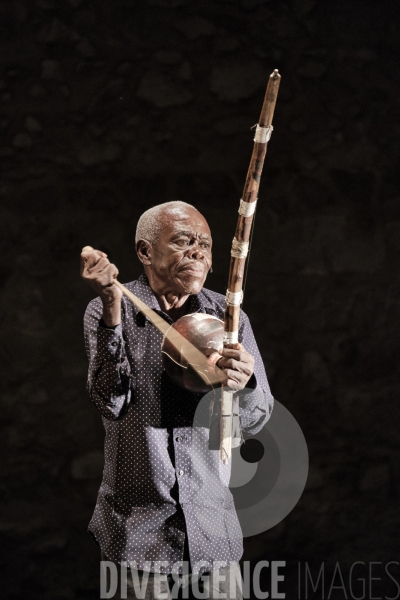 Histoire(s) du théâtre II / Faustin Linyekula / Festival d Avignon