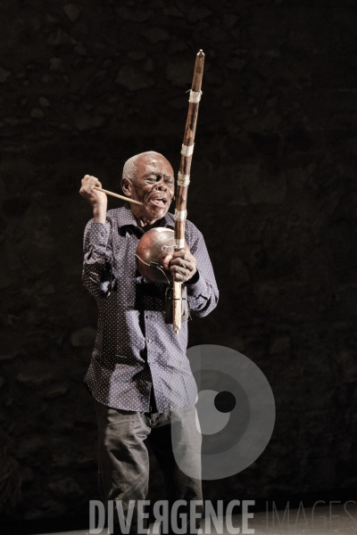 Histoire(s) du théâtre II / Faustin Linyekula / Festival d Avignon