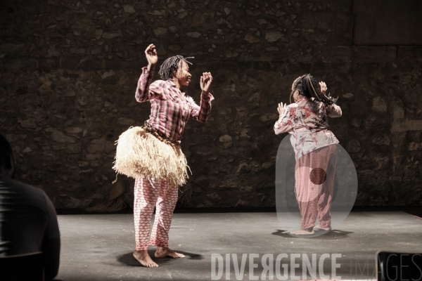 Histoire(s) du théâtre II / Faustin Linyekula / Festival d Avignon