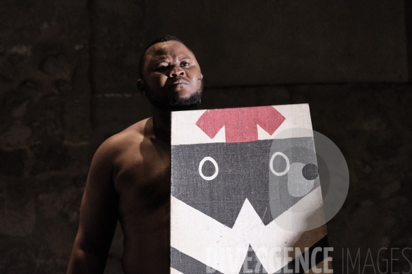 Histoire(s) du théâtre II / Faustin Linyekula / Festival d Avignon