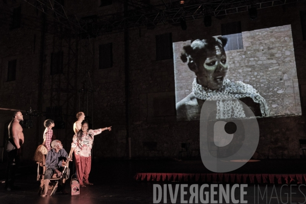 Histoire(s) du théâtre II / Faustin Linyekula / Festival d Avignon