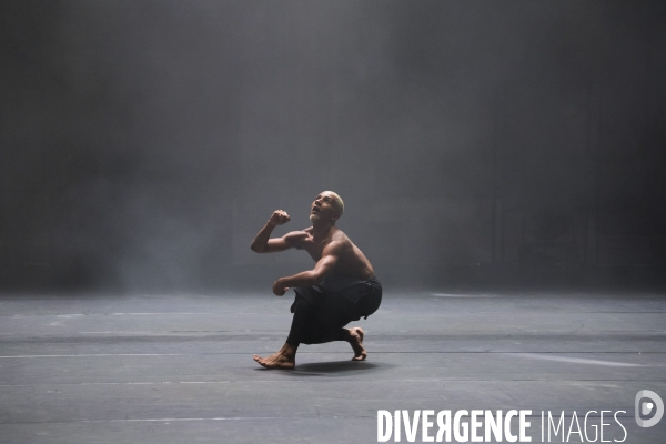Autobiography de wayne mcgregor