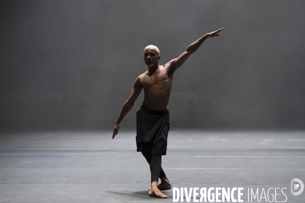 Autobiography de wayne mcgregor