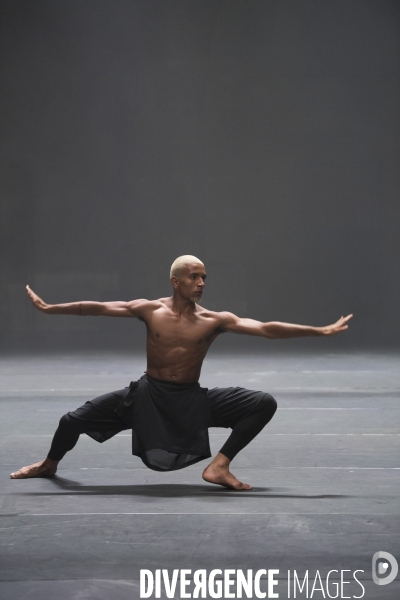 Autobiography de wayne mcgregor