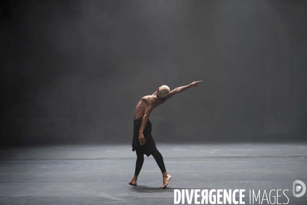 Autobiography de wayne mcgregor