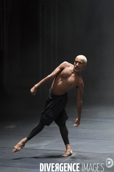 Autobiography de wayne mcgregor