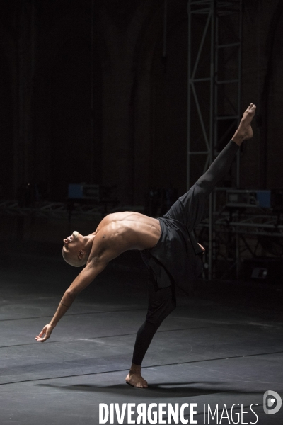 Autobiography de wayne mcgregor