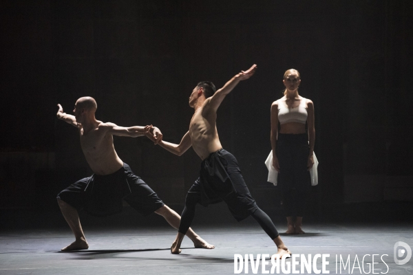 Autobiography de wayne mcgregor