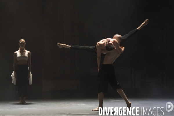 Autobiography de wayne mcgregor