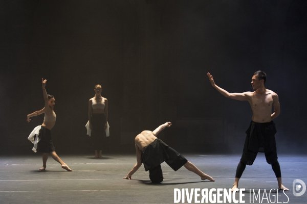 Autobiography de wayne mcgregor