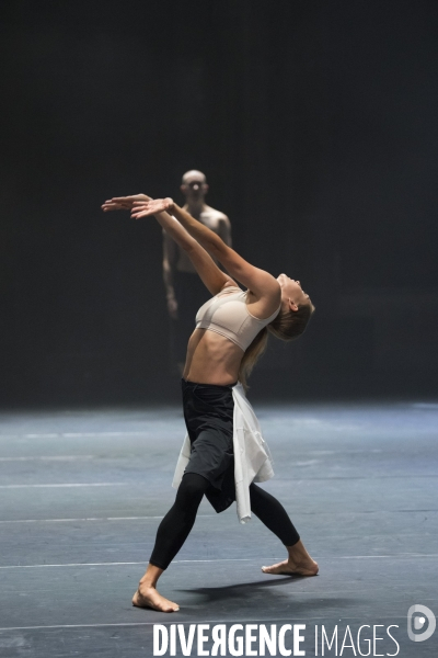 Autobiography de wayne mcgregor