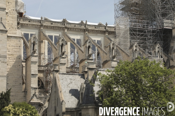 Notre dame le chantier trois mois apres