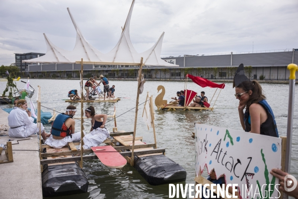 Course de radeaux sur canal de l ourcq a pantin.