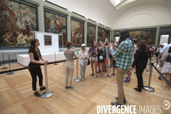 La joconde deplacee vers la galerie medicis