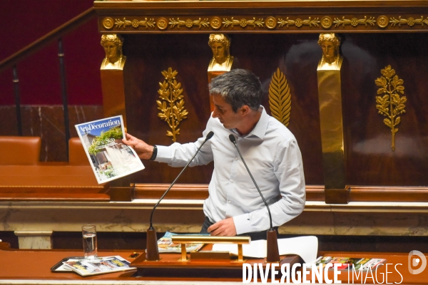 Assemblée nationale. Loi sur la la distribution de la presse.