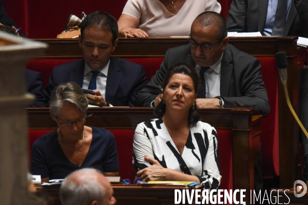 Assemblée nationale.  Questions au gouvernement.