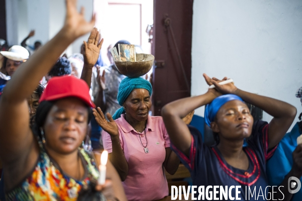 Pelerinage catholique de sainte anne a limonade, haiti.