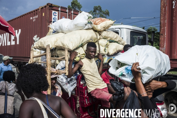 Echanges commerciaux a la frontiere entre haiti et la republique dominicaine.