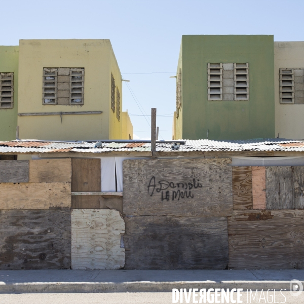 Le village de lumane casimir (morne-a-cabri): problematiques d une ville nouvelle en haiti.