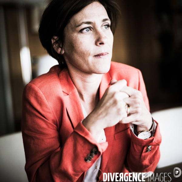 Portrait de Christelle Dubos