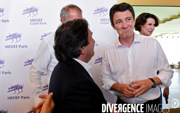 Elections municipales / Benjamin Griveaux à l université du Medef