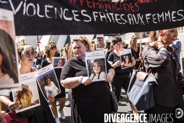 Marche vers le Grenelle  contre les féminicides.