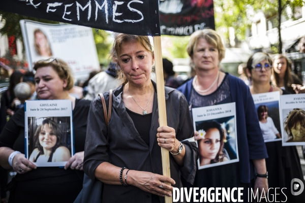 Marche vers le Grenelle  contre les féminicides.