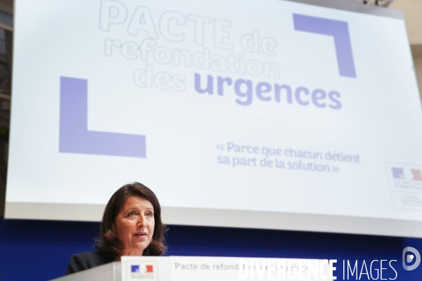 Agnès BUZYN présente son pacte de refondation des urgences aux partenaires sociaux et à la presse.