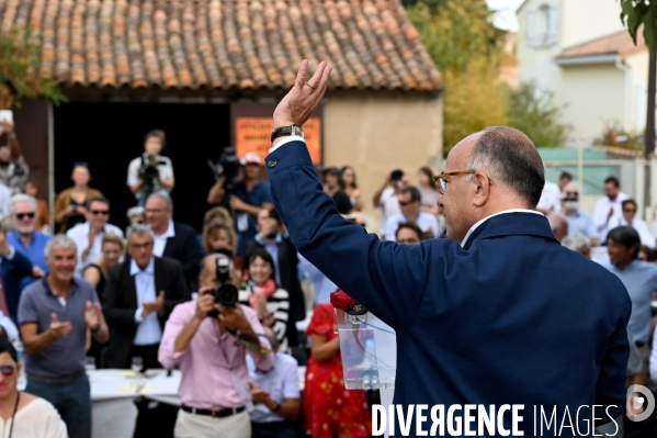 Bernard Cazeneuve à la fête de la rose de Maraussan