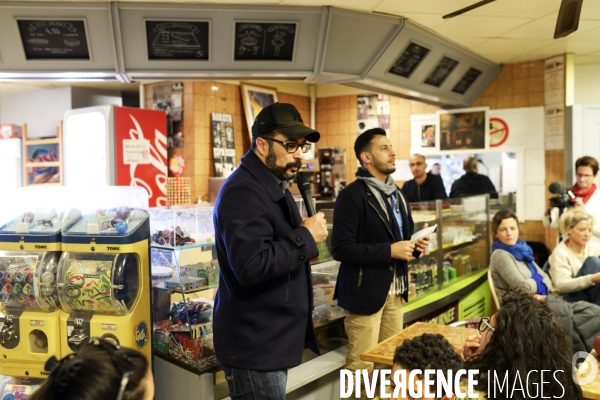 Dites le avec un livre