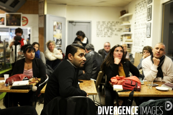 Dites le avec un livre